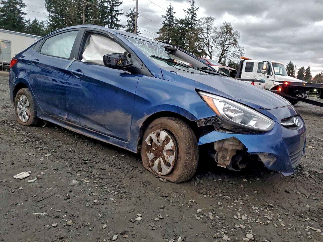 2015 HYUNDAI ACCENT GLS photo 4