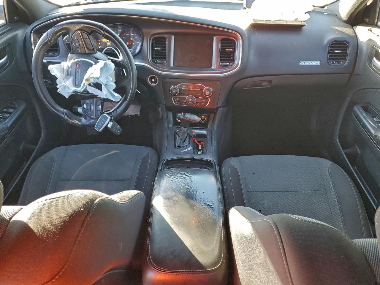 2016 DODGE CHARGER SXT photo 15