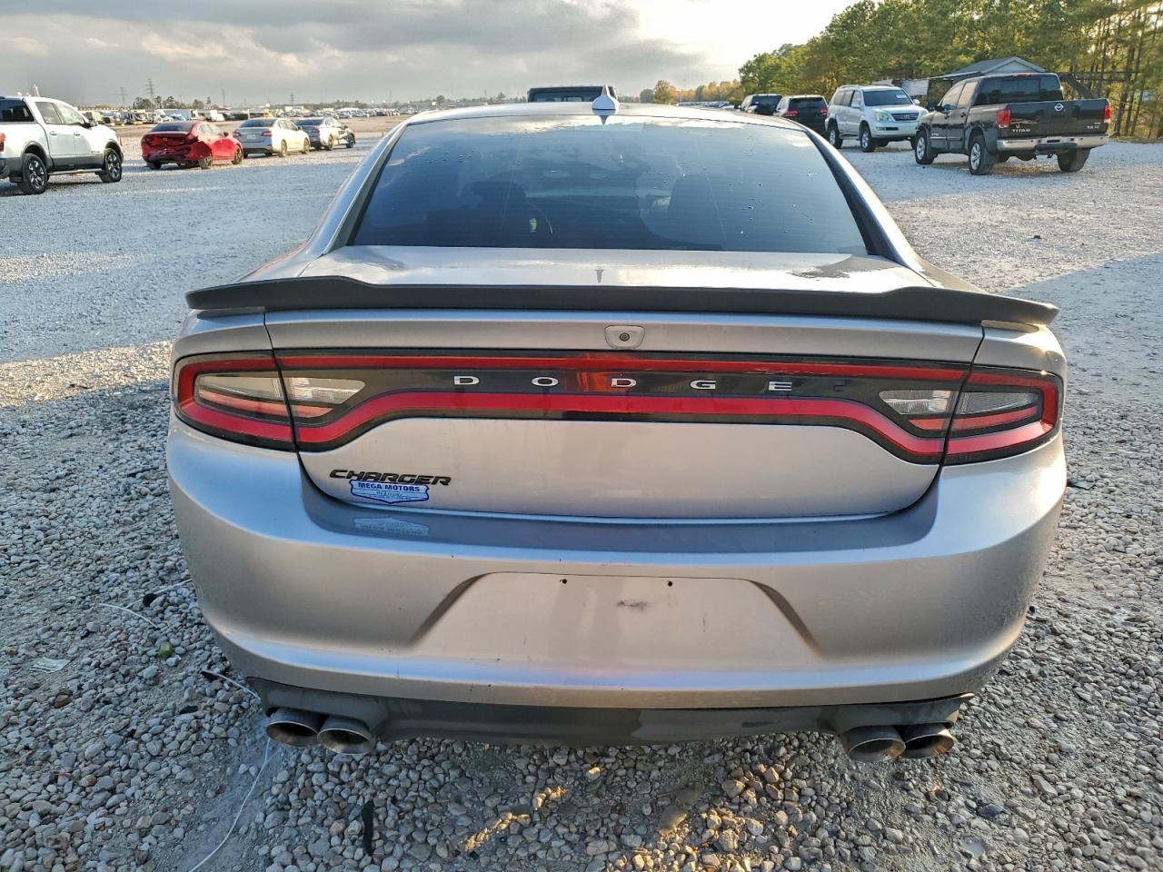 2016 DODGE CHARGER SXT photo 11