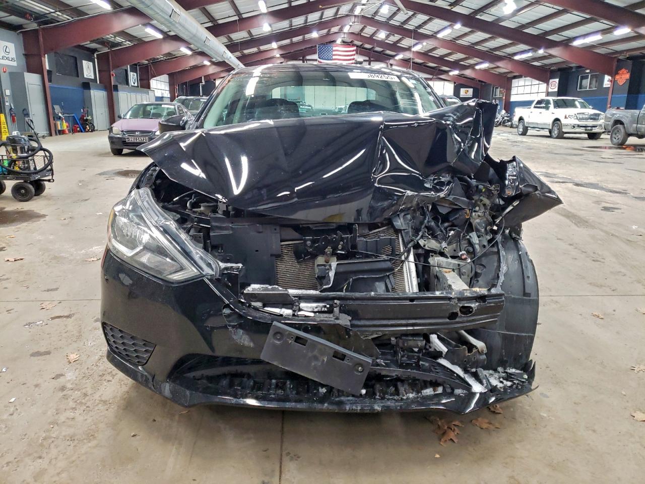 2019 NISSAN SENTRA S photo 9
