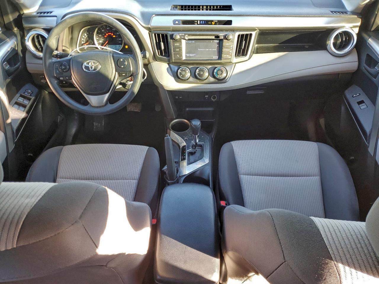 2015 TOYOTA RAV4 LE photo 8