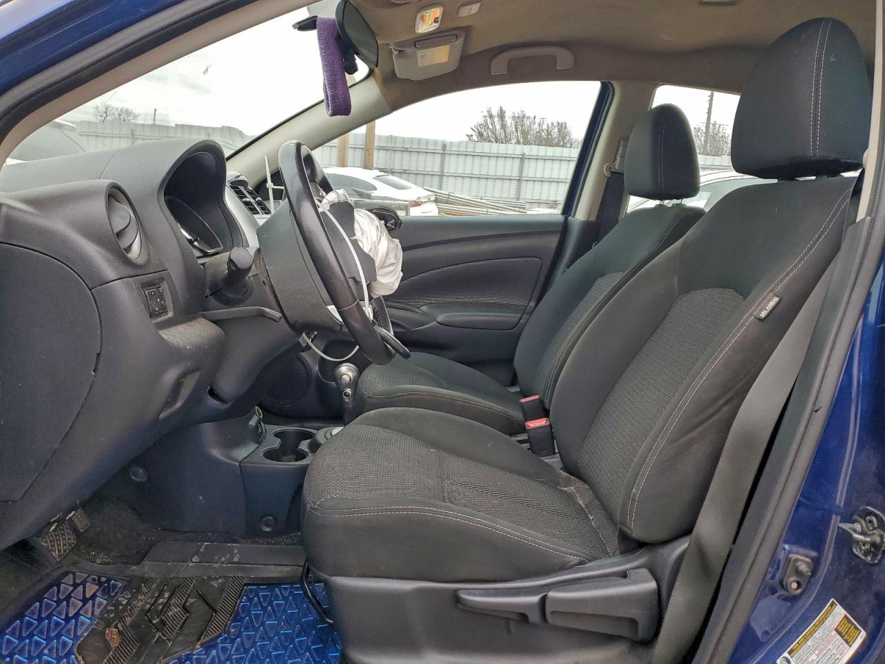 2019 NISSAN VERSA S photo 13