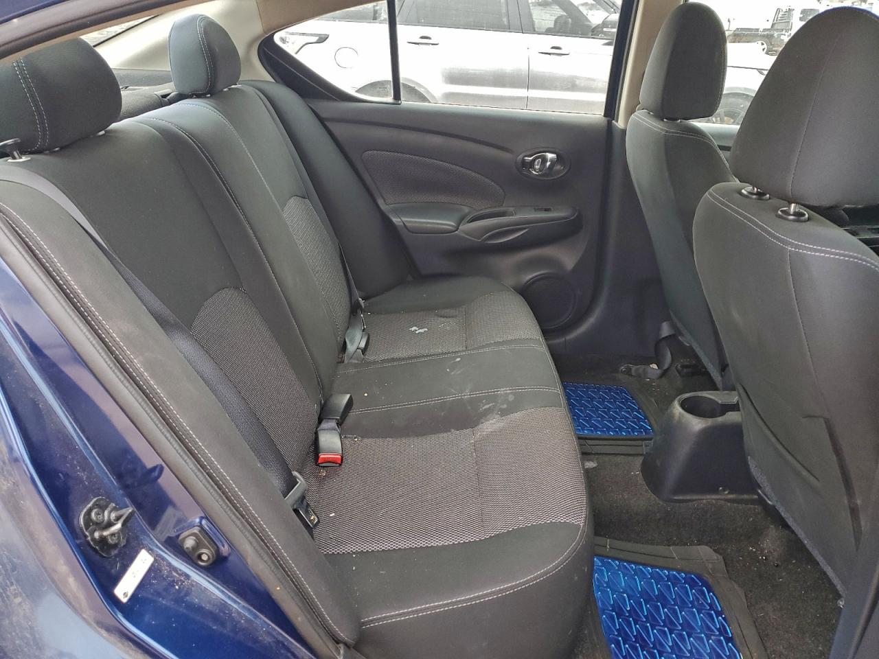 2019 NISSAN VERSA S photo 19