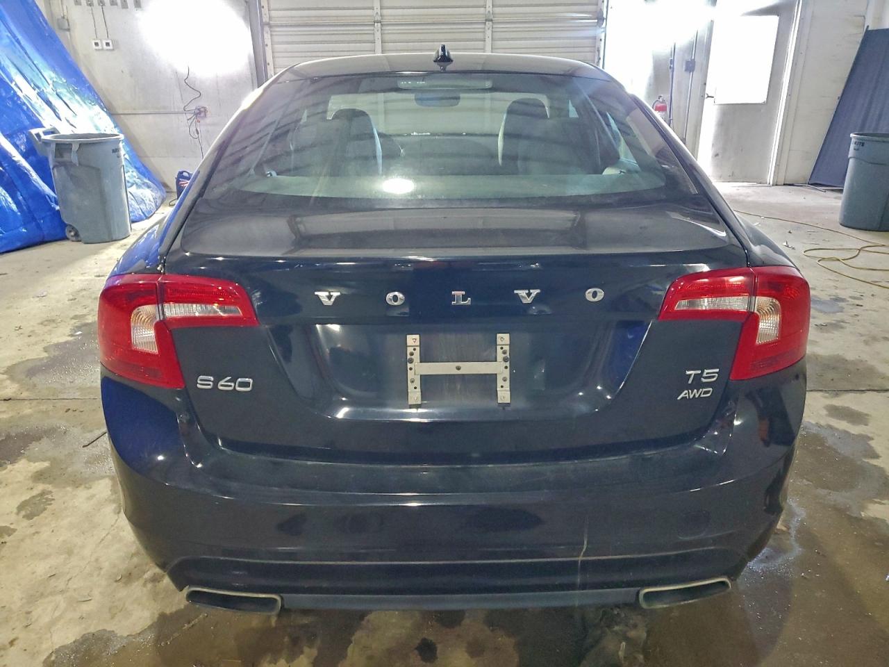 2015 VOLVO S60 PREMIER photo 6