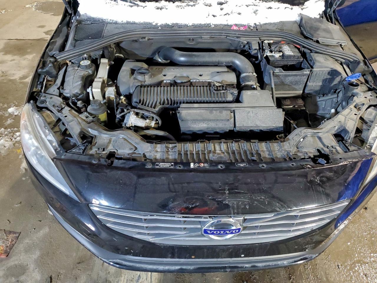 2015 VOLVO S60 PREMIER photo 11