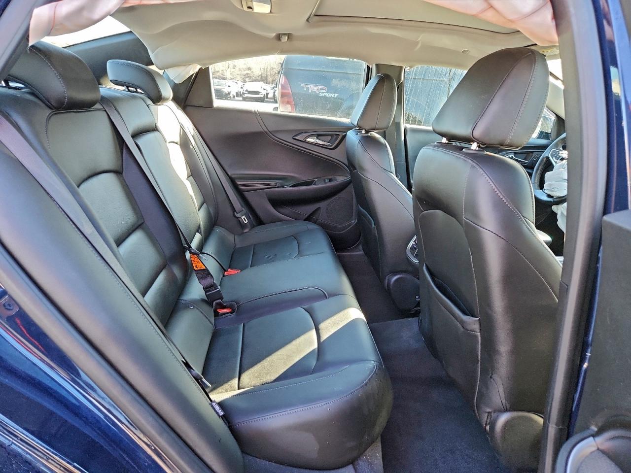 2017 CHEVROLET MALIBU LT photo 28