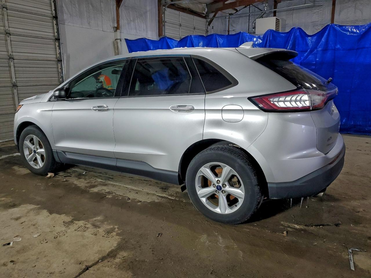 2016 FORD EDGE SE photo 2