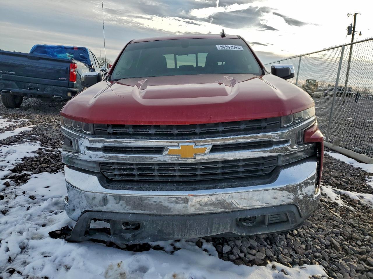 2019 CHEVROLET SILVERADO K1500 LT photo 5