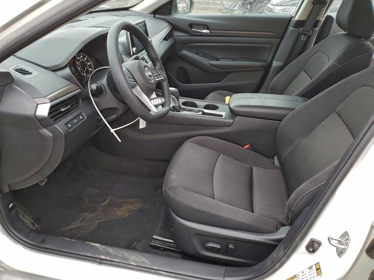 2025 NISSAN ALTIMA SV photo 19