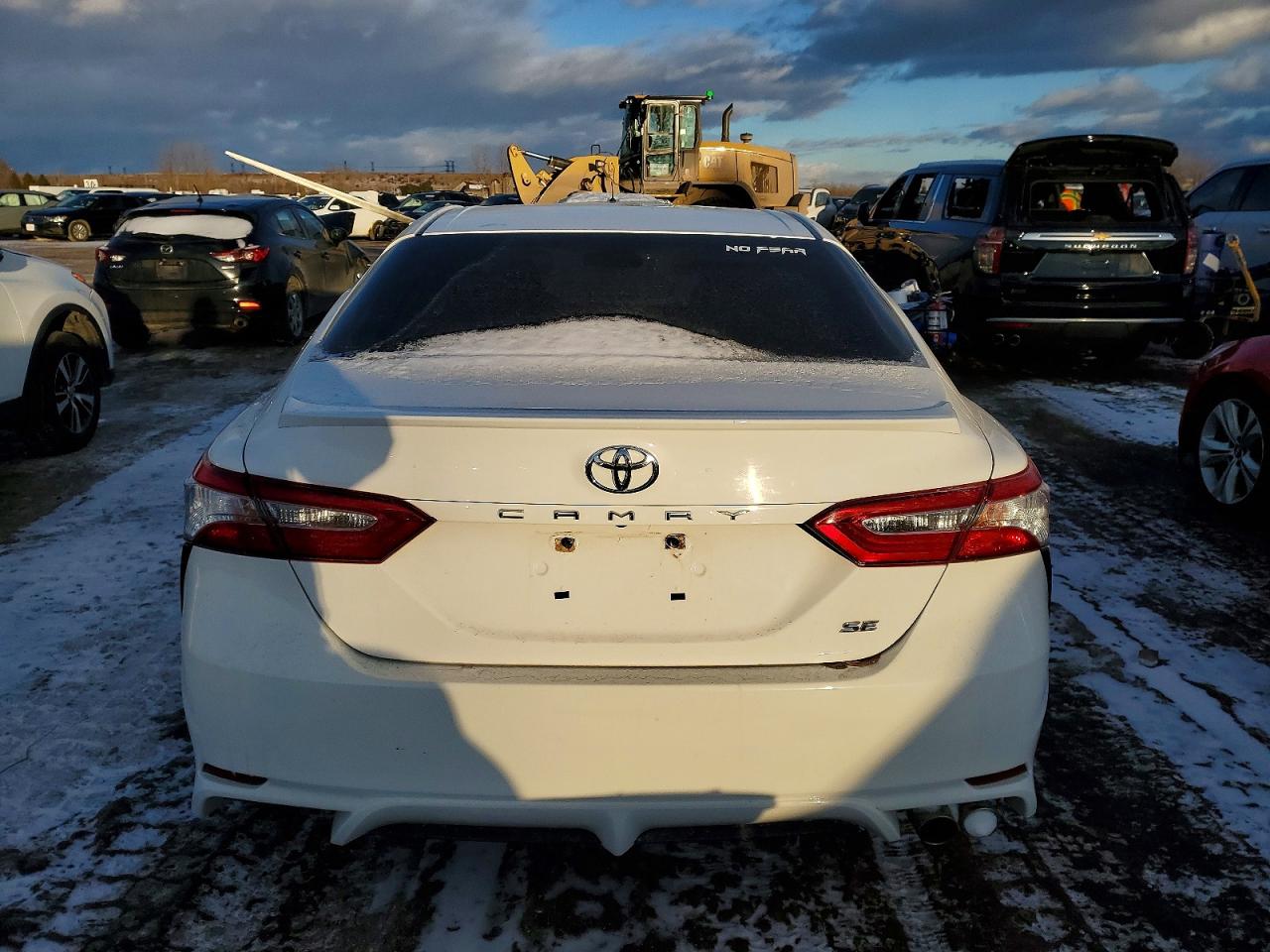 2020 TOYOTA CAMRY SE photo 6