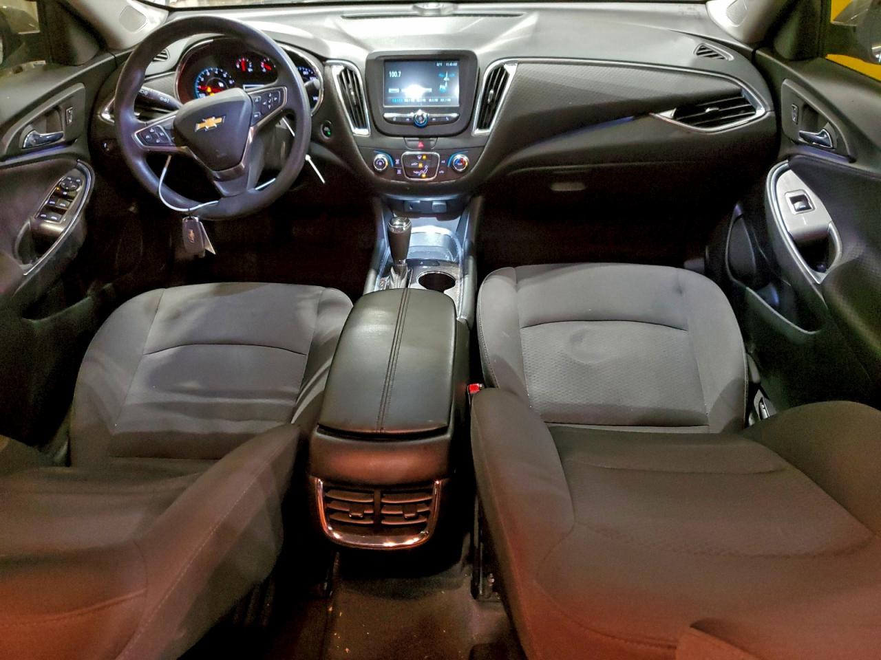 2018 CHEVROLET MALIBU LT photo 22