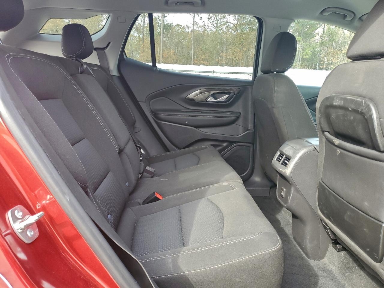 2024 GMC TERRAIN SLE photo 21