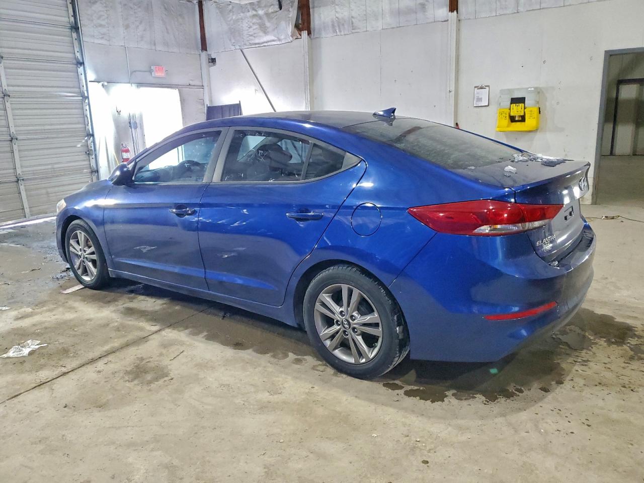 2017 HYUNDAI ELANTRA SE photo 4