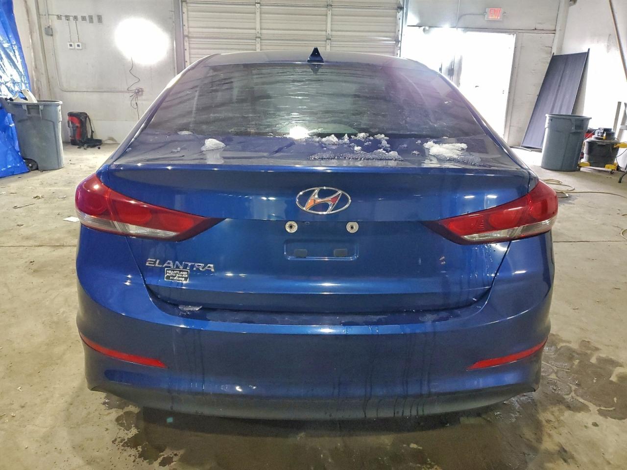 2017 HYUNDAI ELANTRA SE photo 16