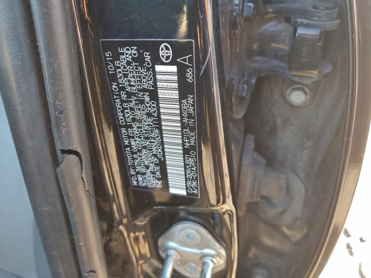 2015 TOYOTA PRIUS C photo 23