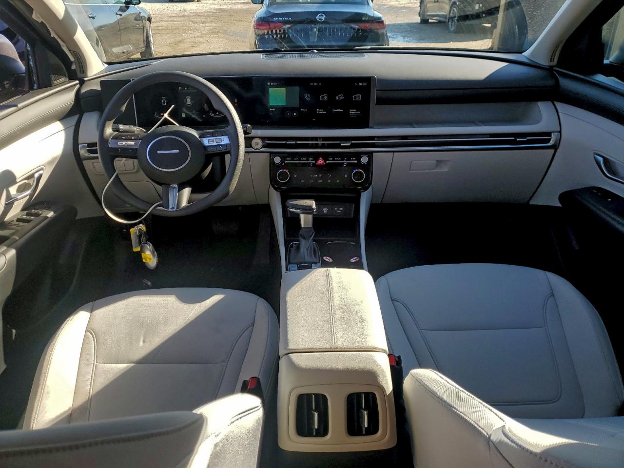 2026 HYUNDAI TUCSON SEL photo 15