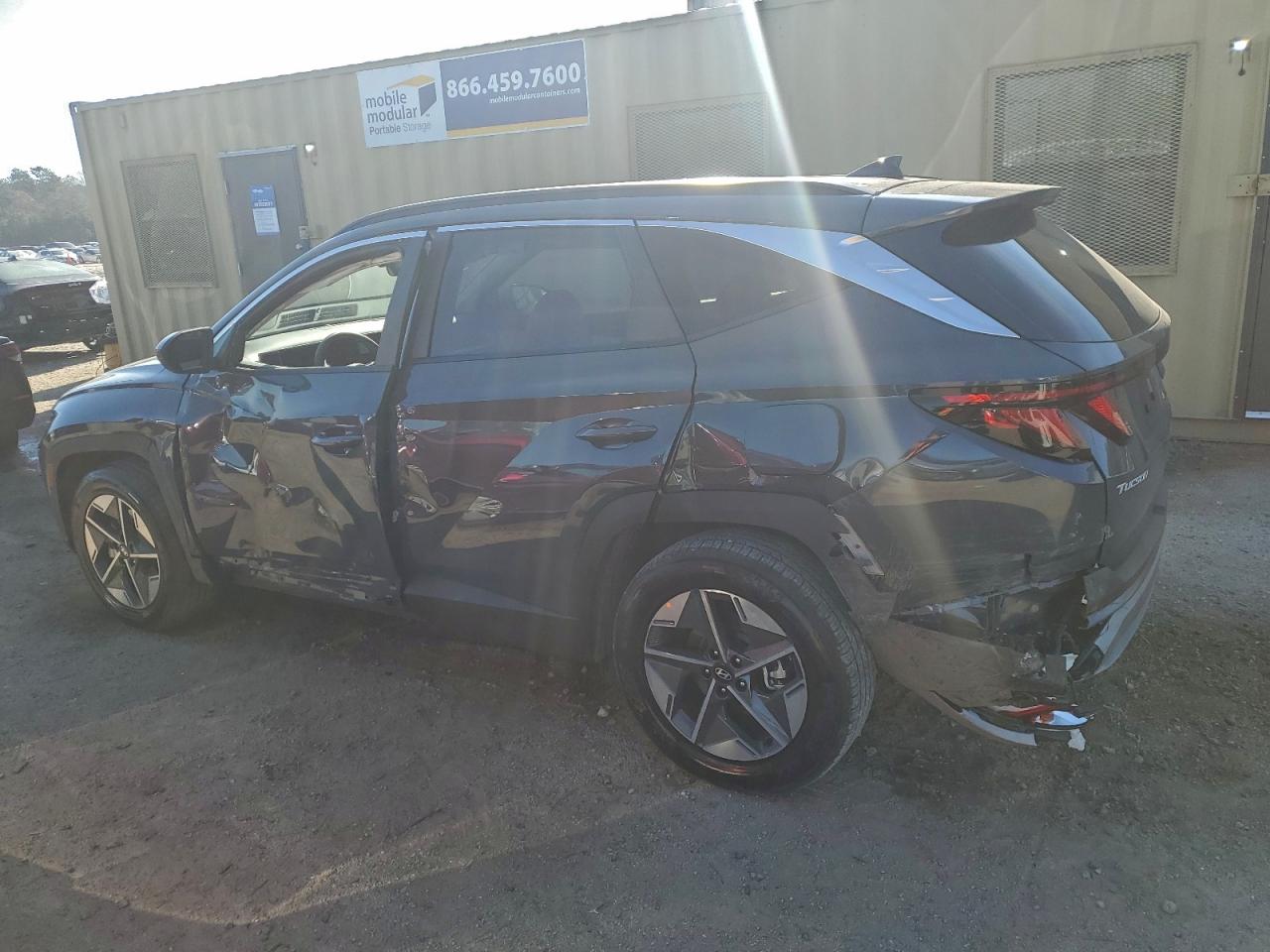2026 HYUNDAI TUCSON SEL photo 3