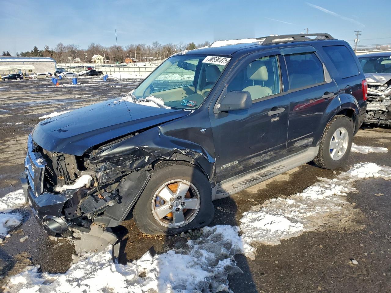 2008 FORD ESCAPE XLT — FRONT END damage — photo 1