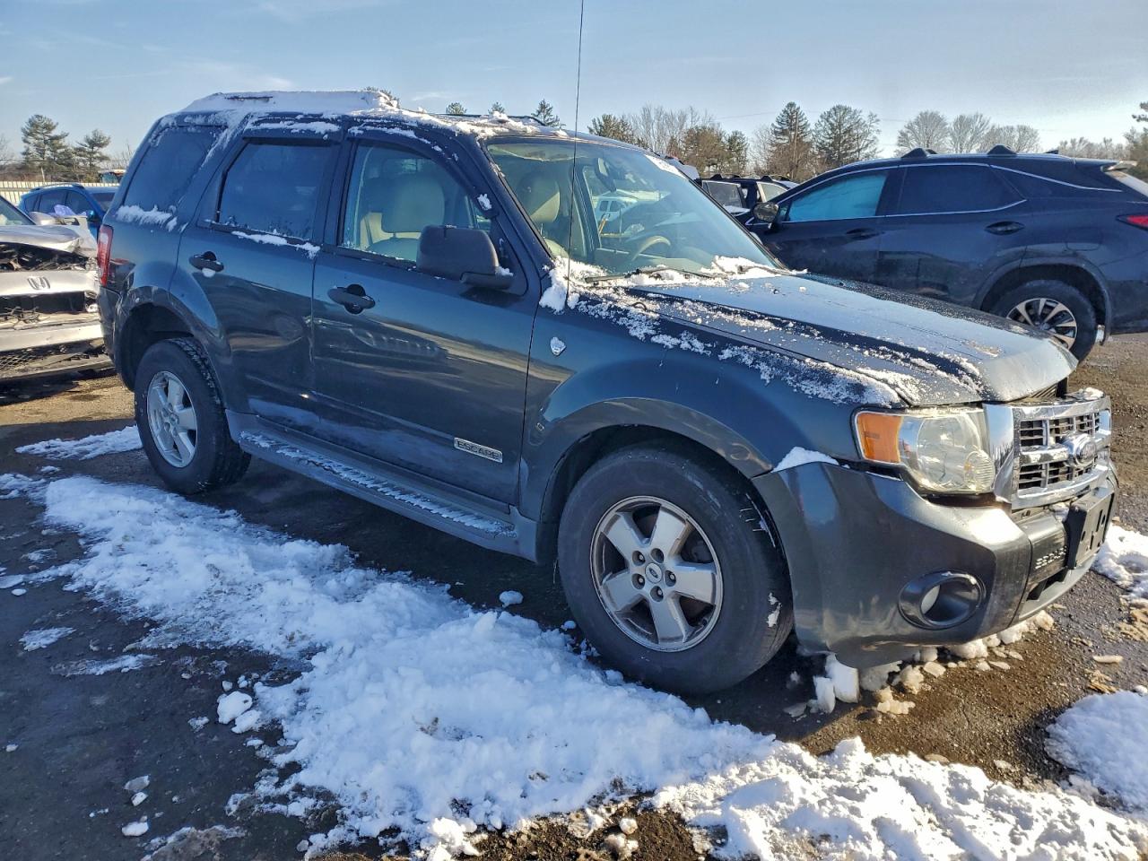2008 FORD ESCAPE XLT photo 4