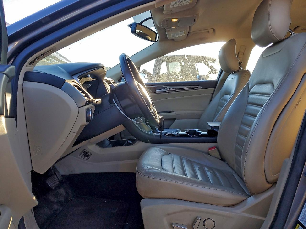 2014 FORD FUSION SE photo 7