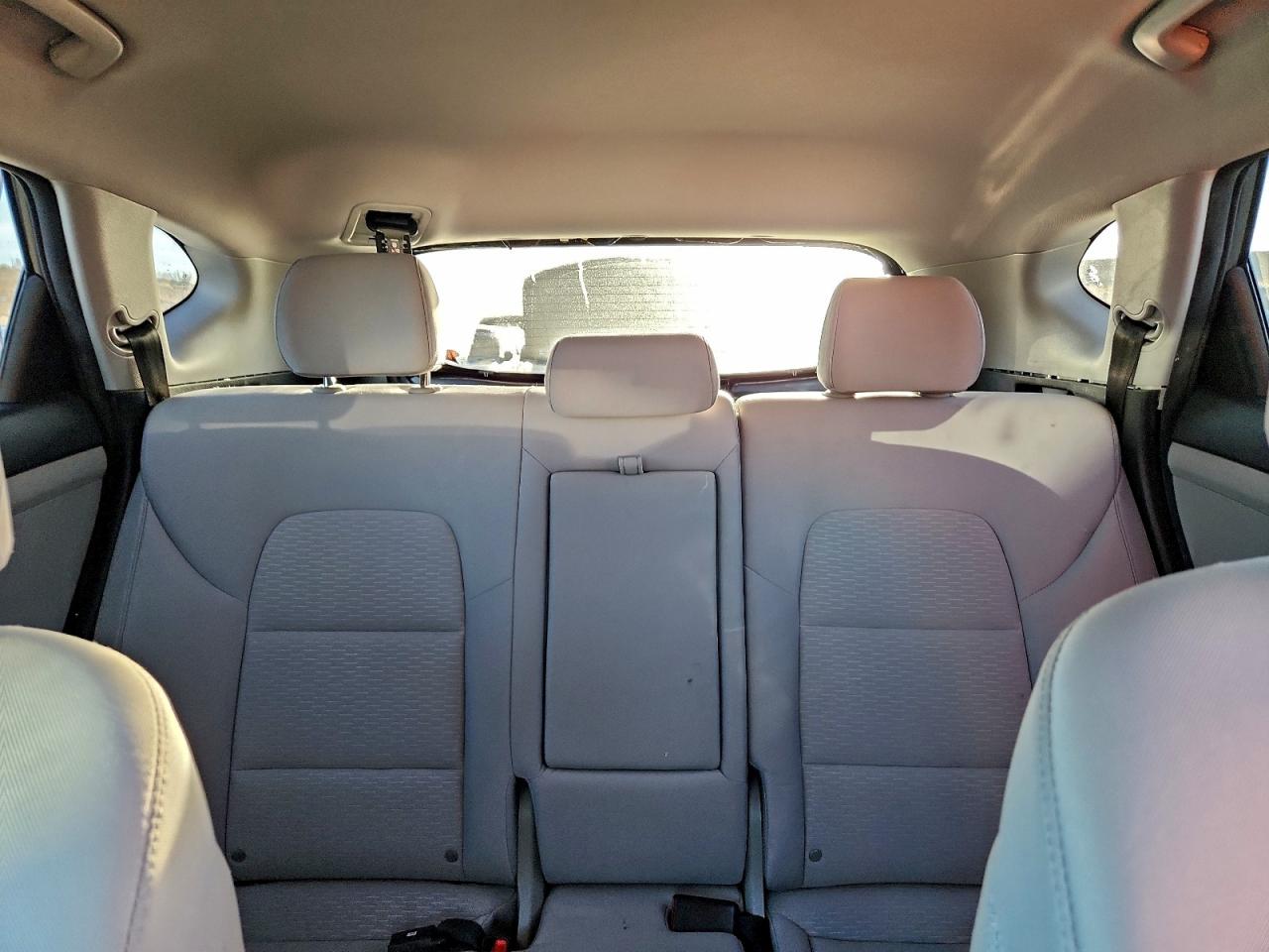 2019 HYUNDAI TUCSON SE photo 10