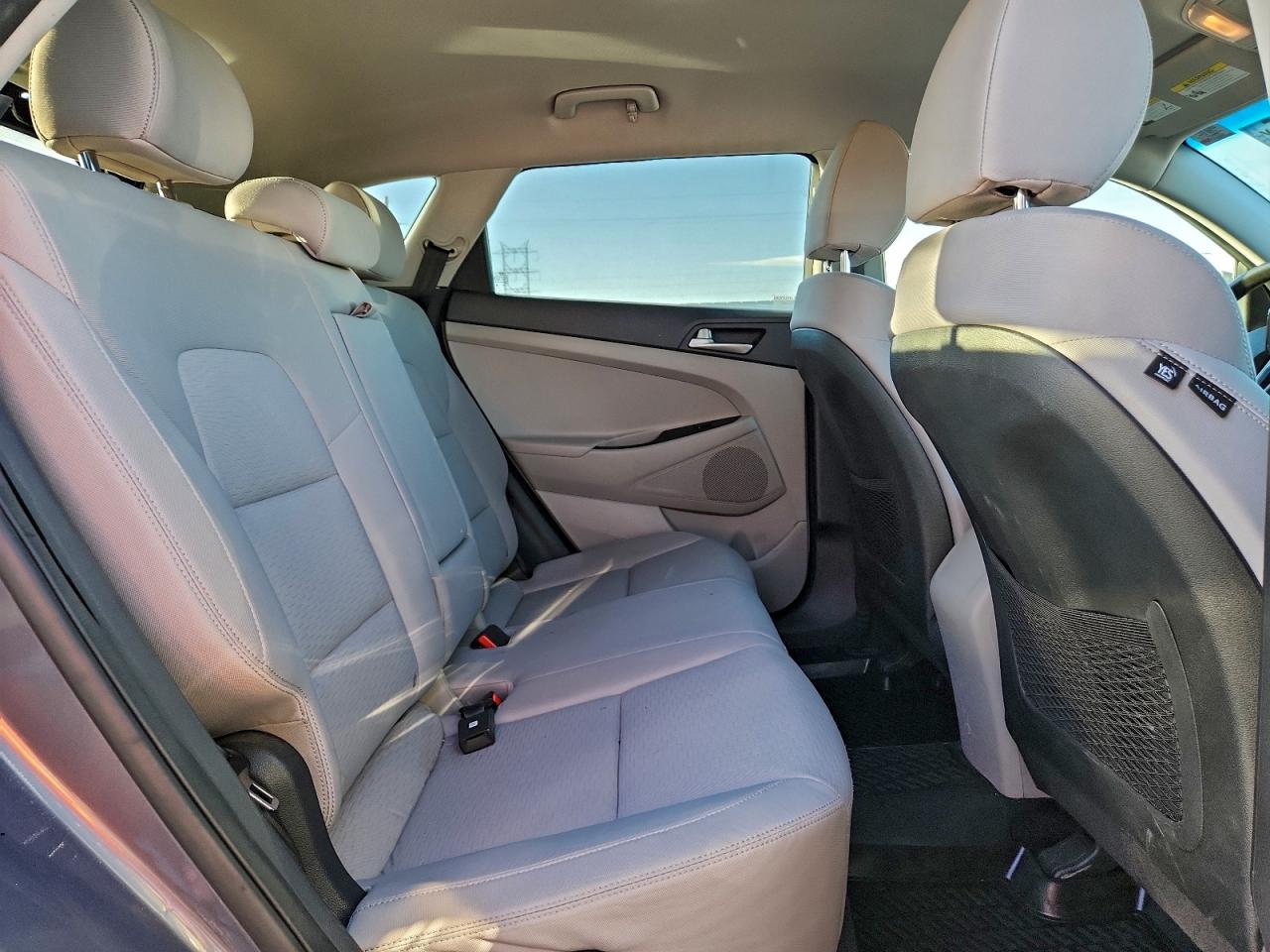 2019 HYUNDAI TUCSON SE photo 11