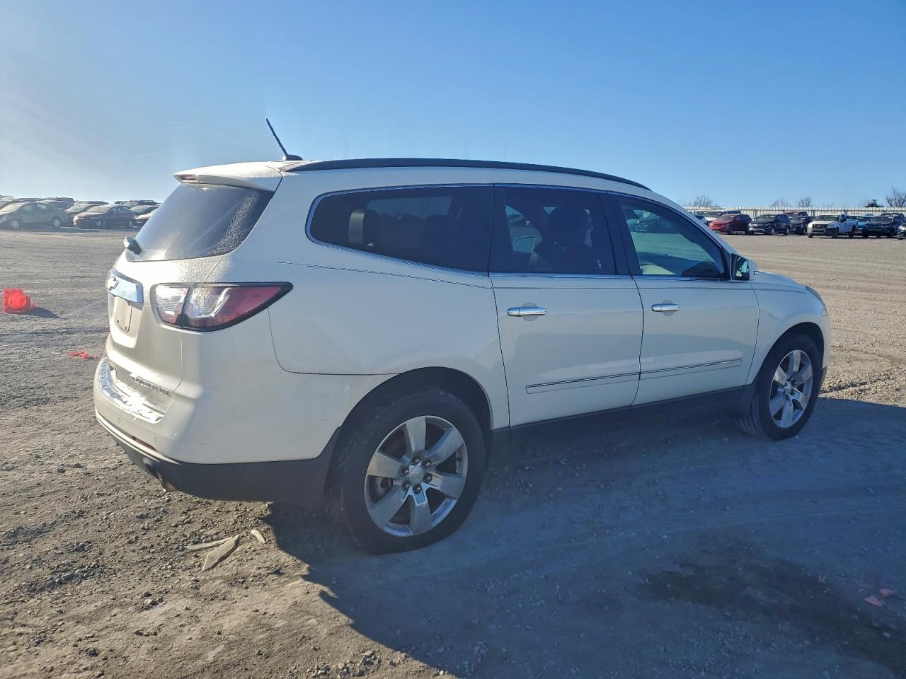 2014 CHEVROLET TRAVERSE LTZ photo 7