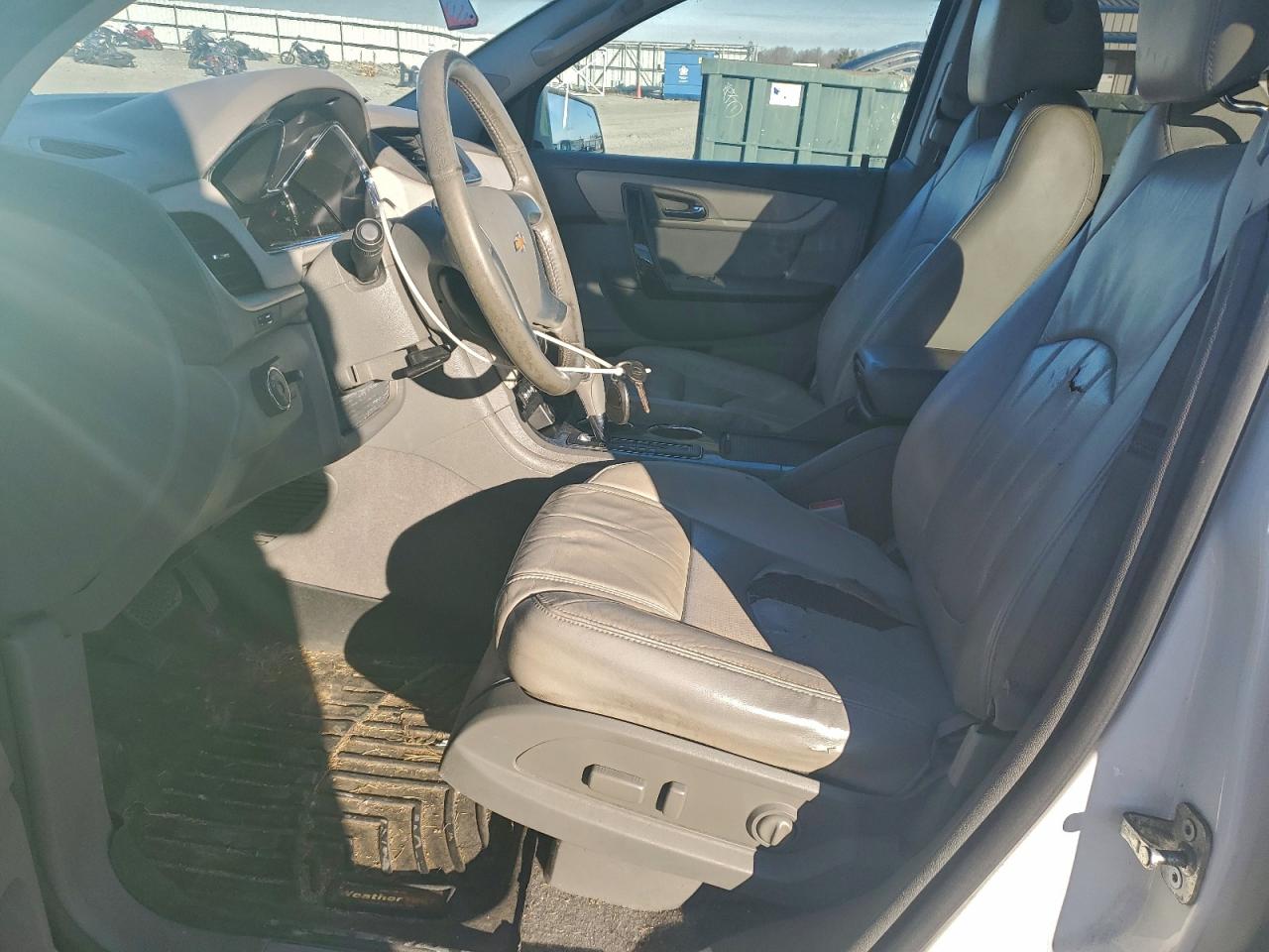 2014 CHEVROLET TRAVERSE LTZ photo 19