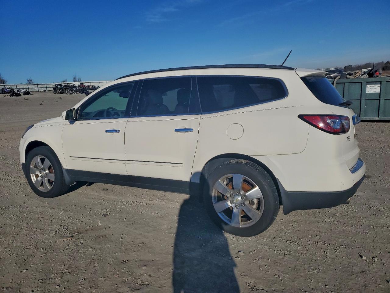 2014 CHEVROLET TRAVERSE LTZ photo 4