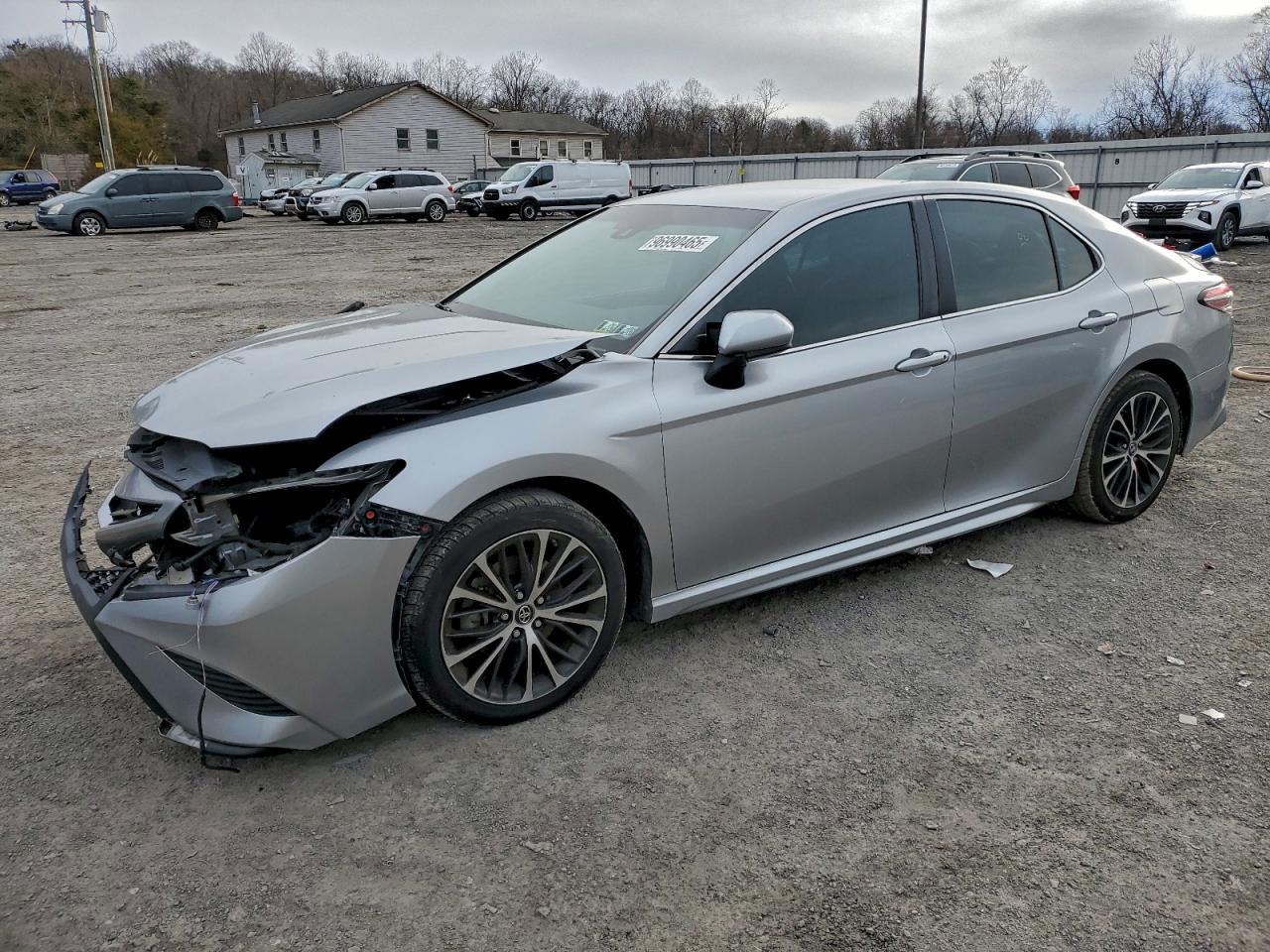 2018 TOYOTA CAMRY