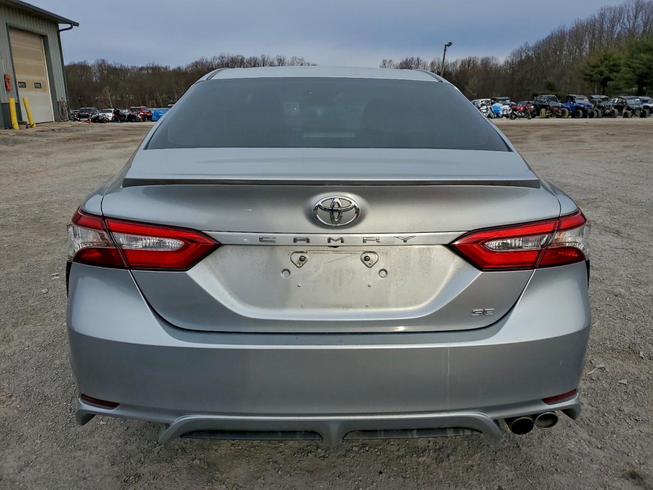 2018 TOYOTA CAMRY L photo 6