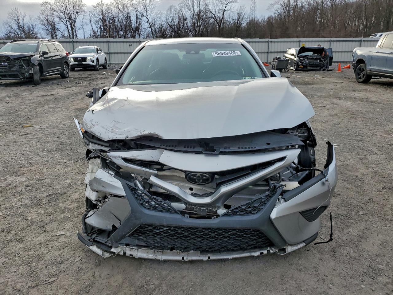 2018 TOYOTA CAMRY L photo 5