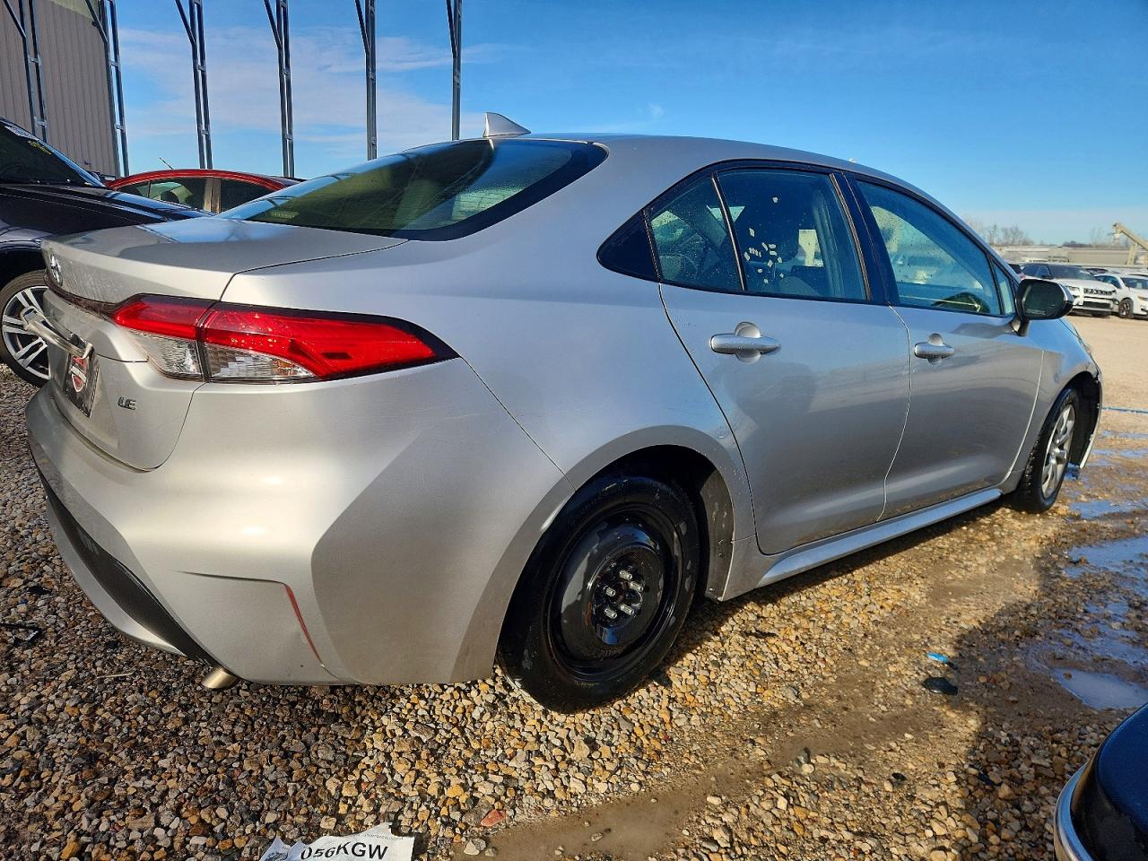 2020 TOYOTA COROLLA LE photo 3