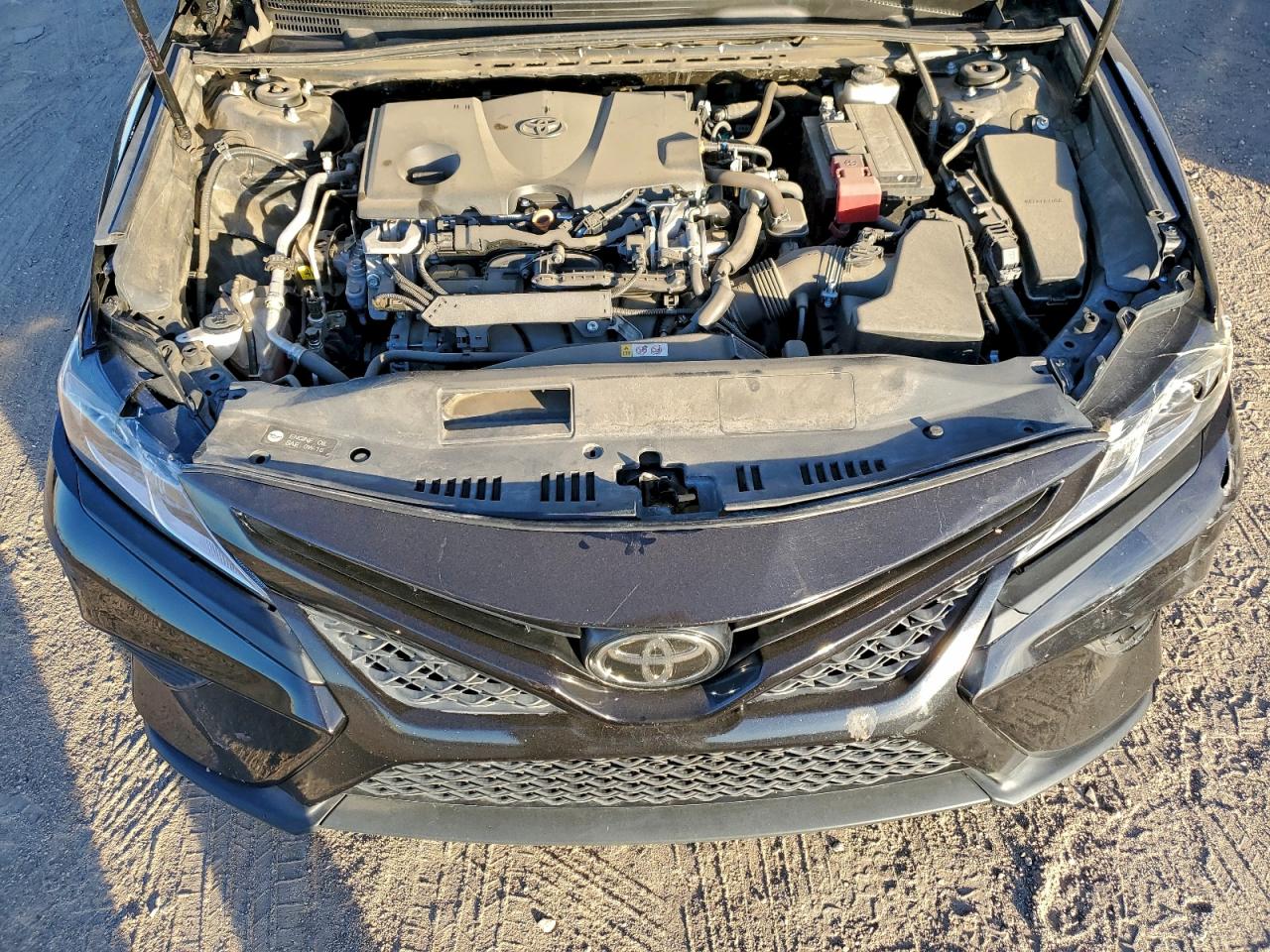 2020 TOYOTA CAMRY SE photo 31