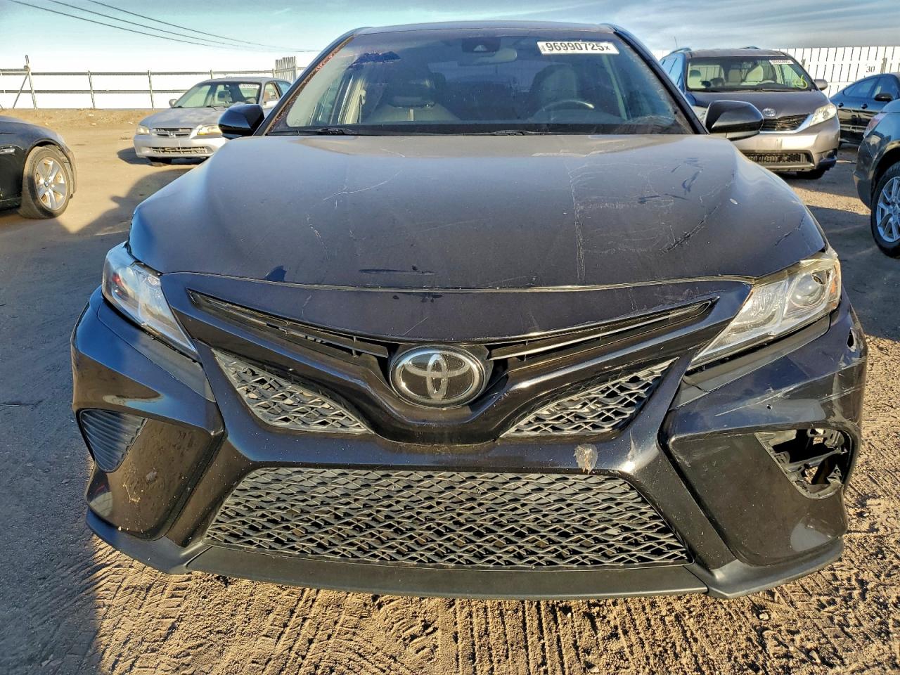 2020 TOYOTA CAMRY SE photo 13