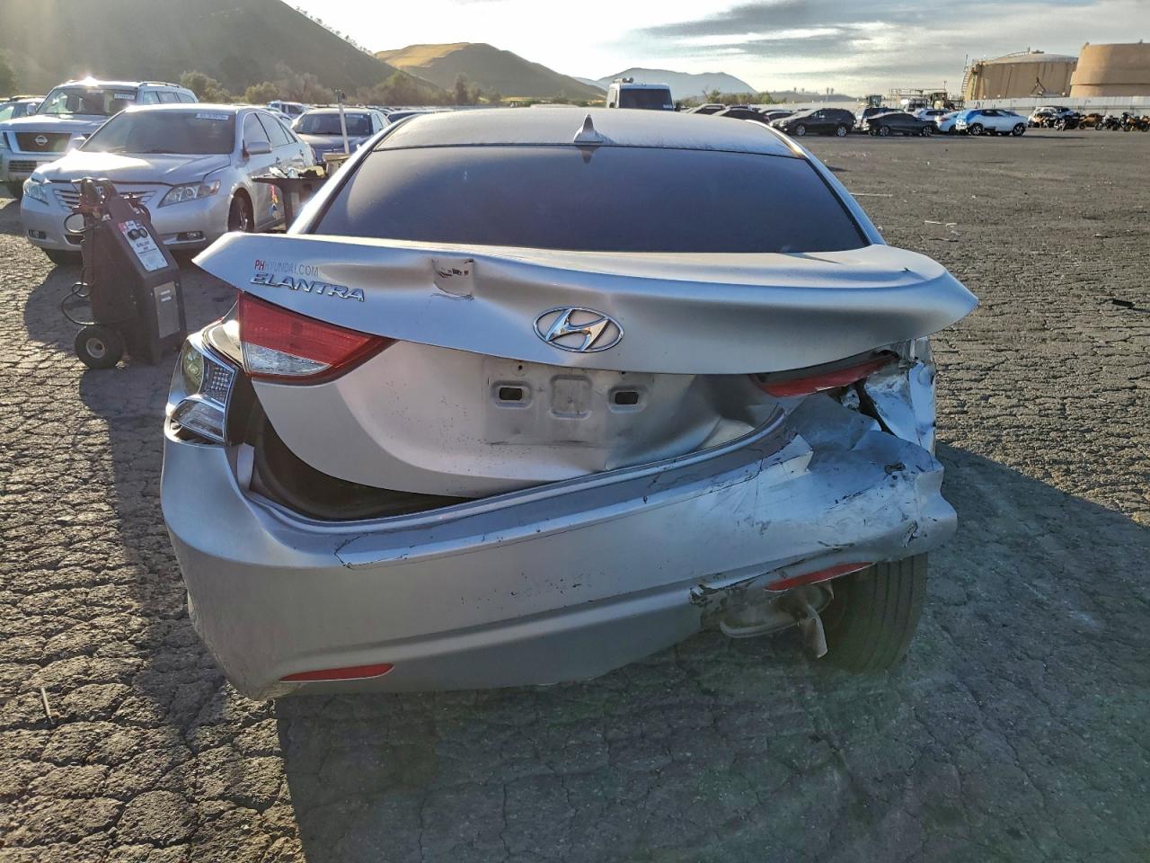 2013 HYUNDAI ELANTRA GLS photo 11