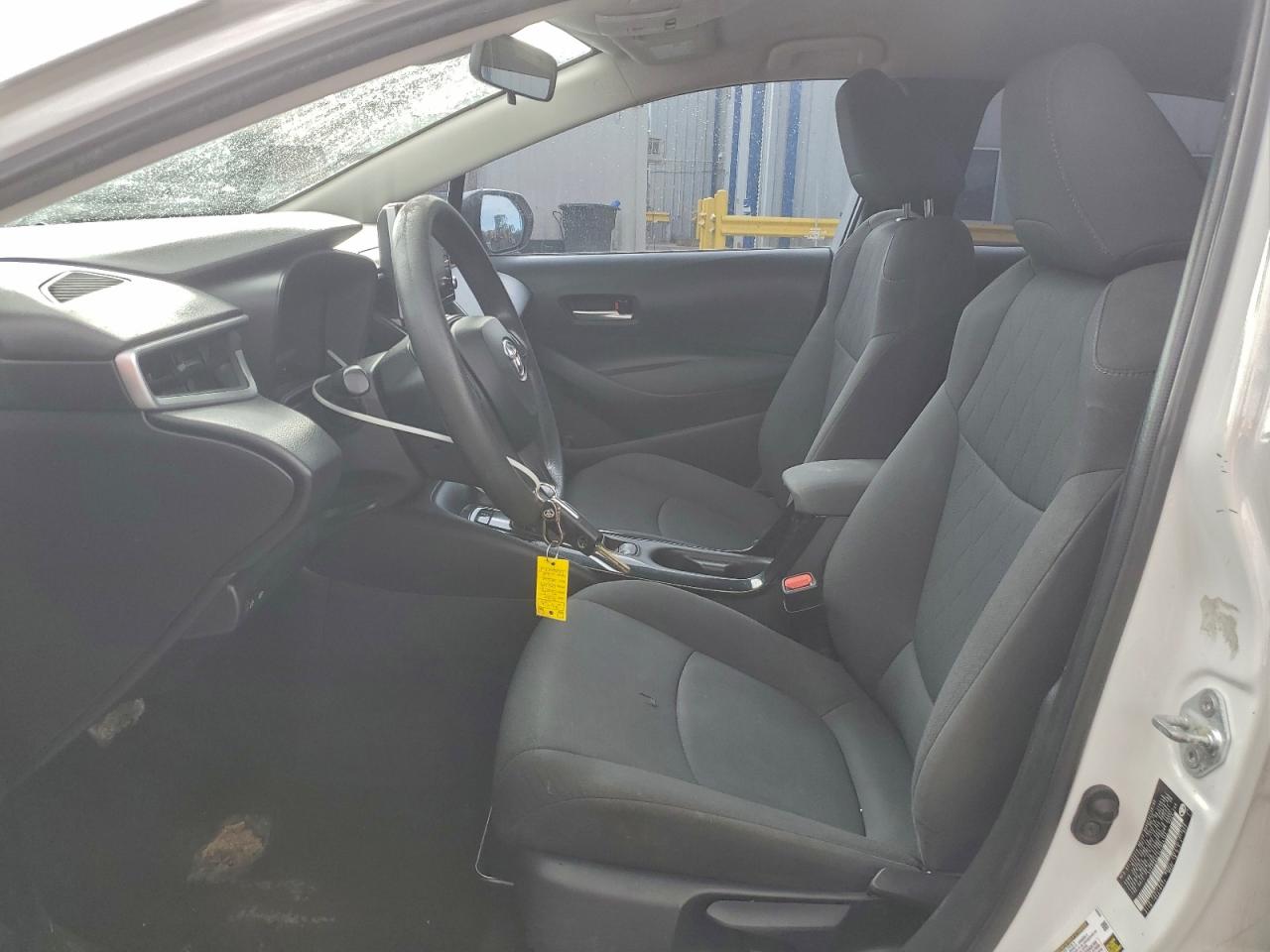 2020 TOYOTA COROLLA LE photo 18