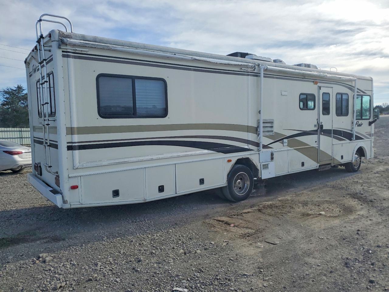 2002 FLEETWOOD FLAIR RECREATIONAL VEHICLE photo 4
