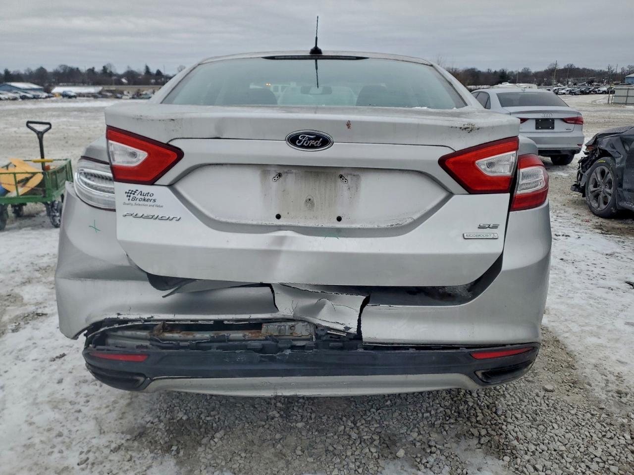 2013 FORD FUSION SE photo 6