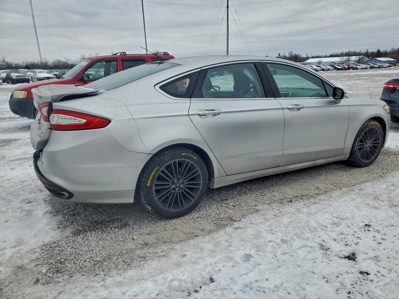 2013 FORD FUSION SE photo 3