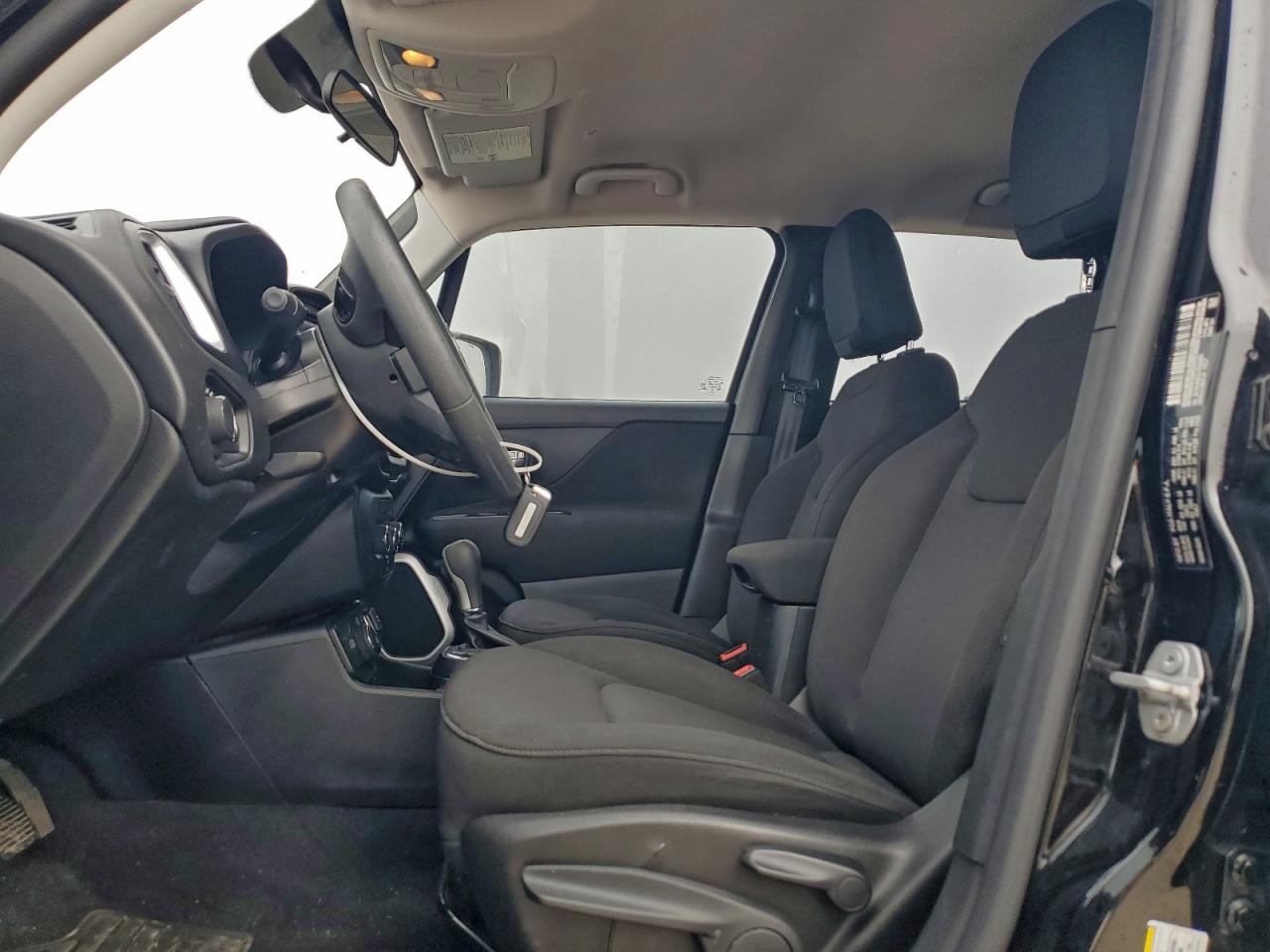 2020 JEEP RENEGADE SPORT photo 7