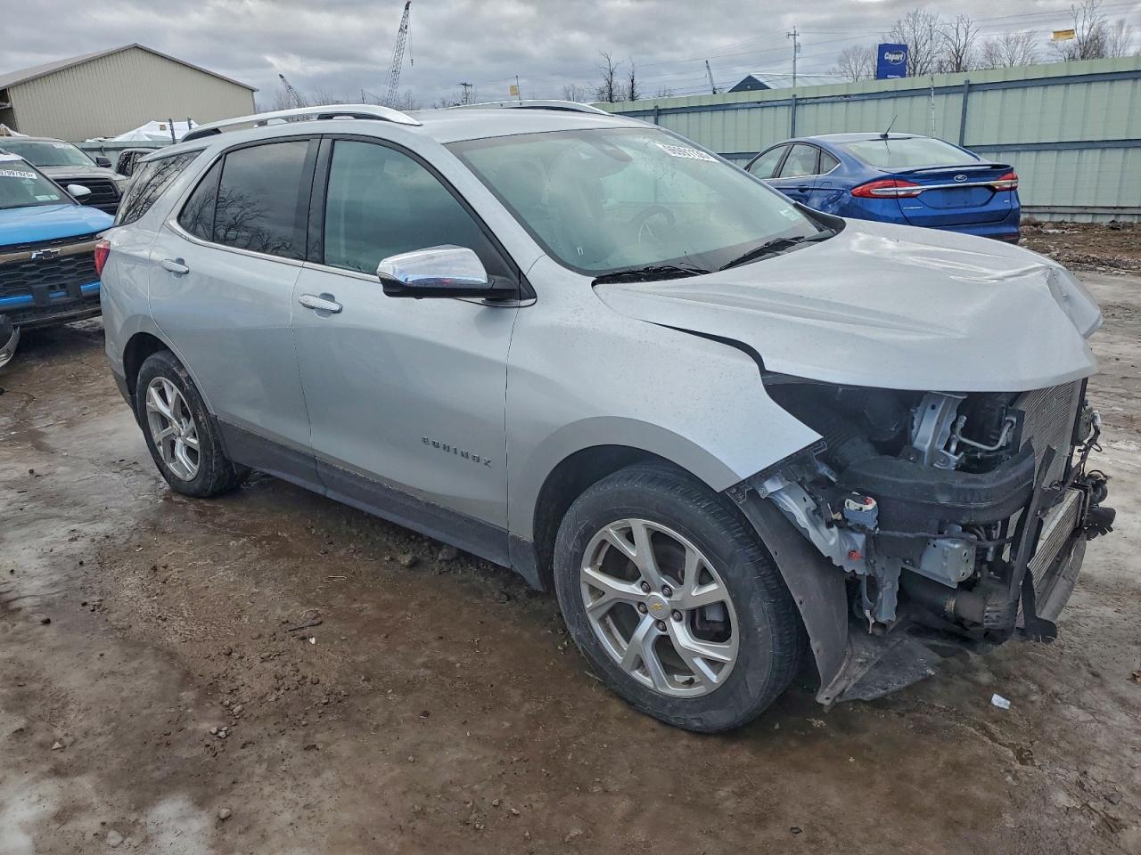 2020 CHEVROLET EQUINOX PREMIER photo 4