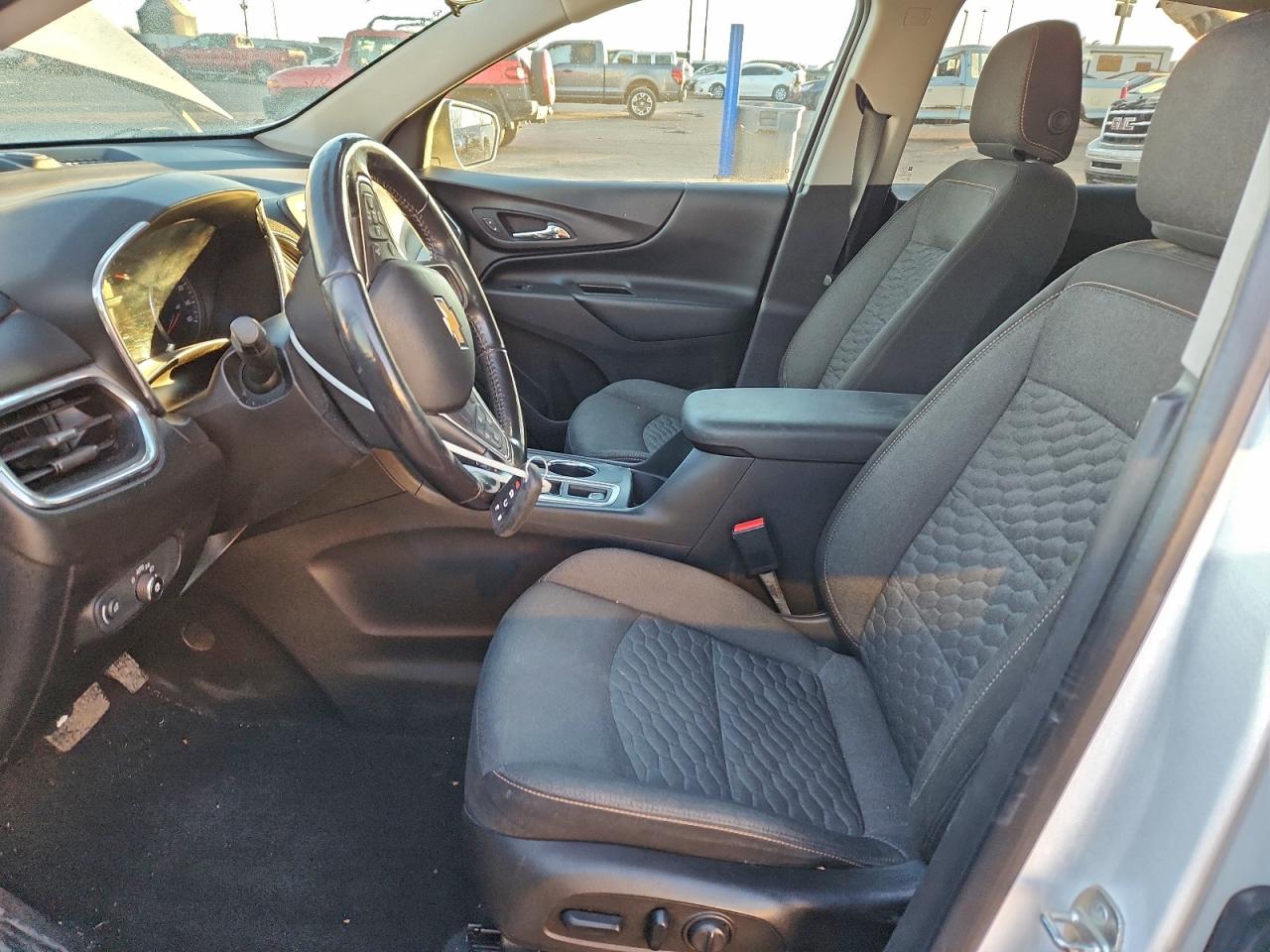 2019 CHEVROLET EQUINOX LT photo 13
