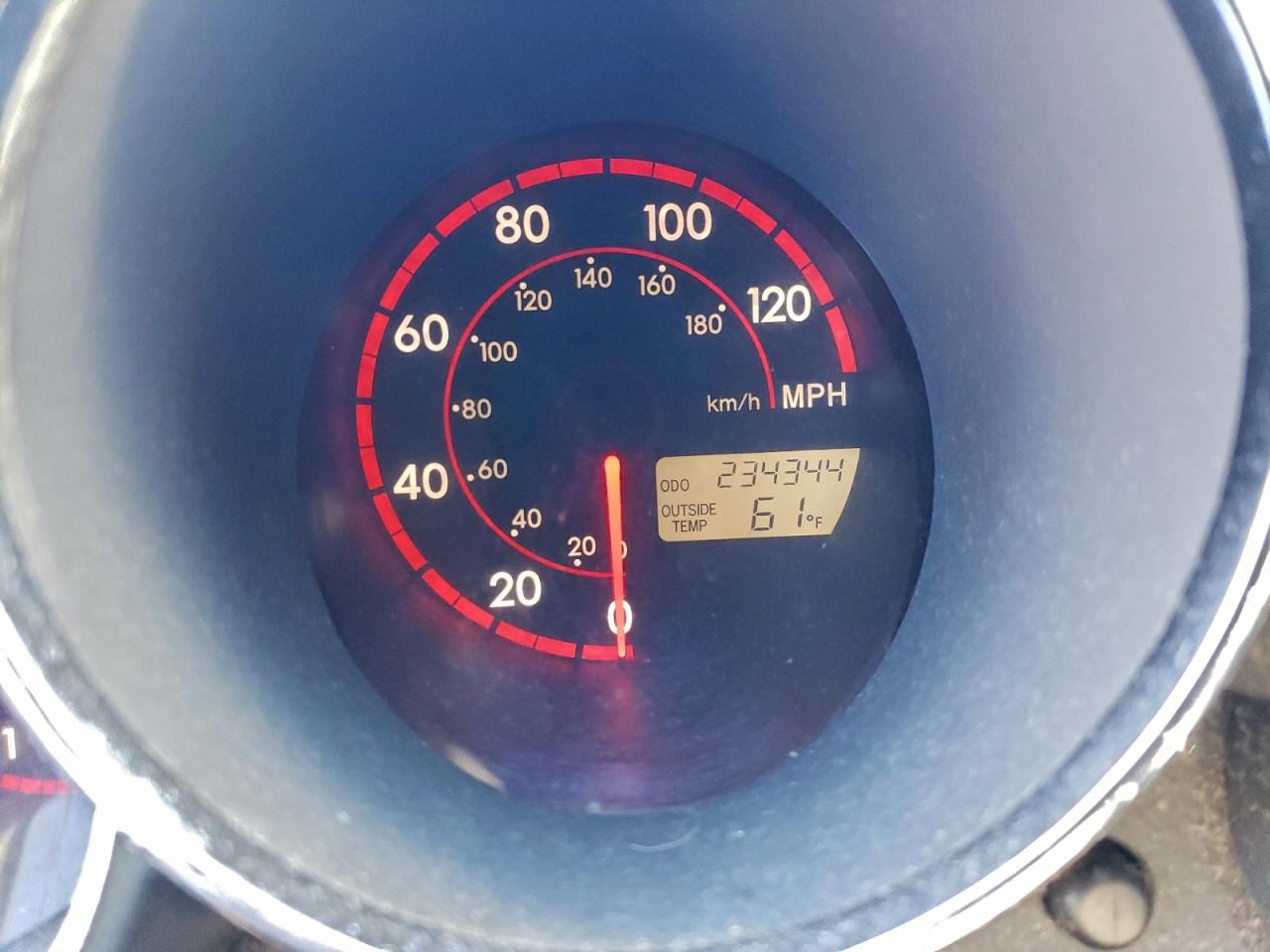 2004 TOYOTA COROLLA MATRIX XR photo 17