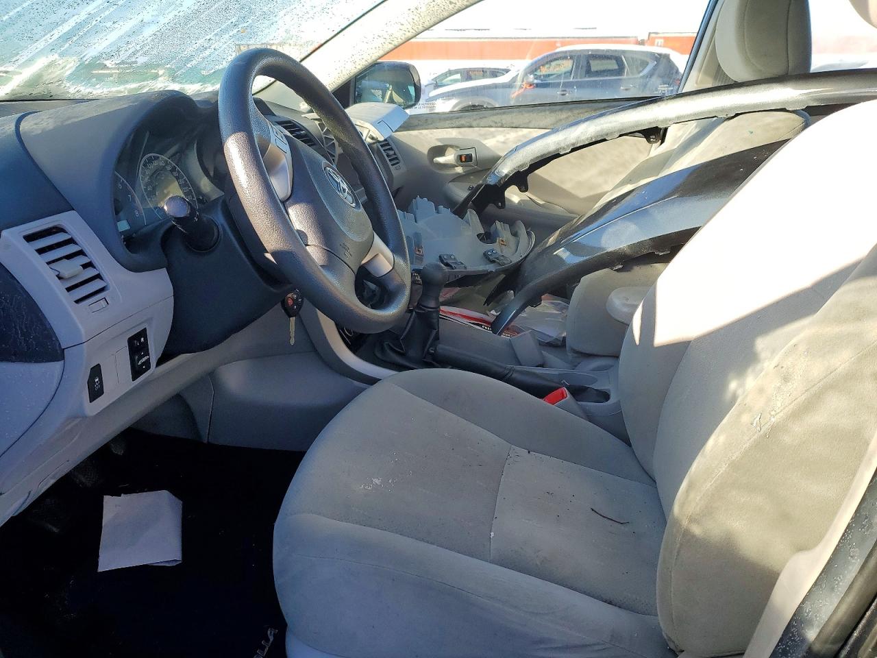 2013 TOYOTA COROLLA BASE photo 7