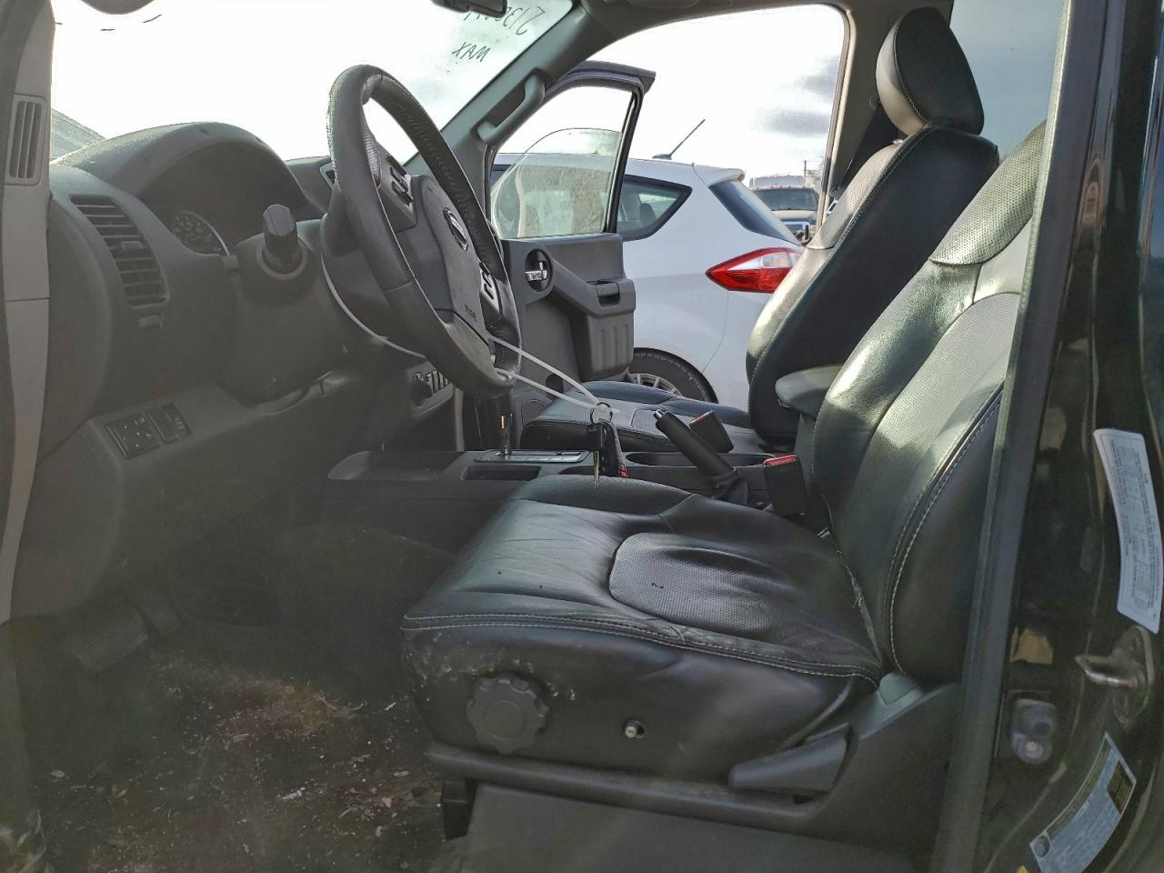 2015 NISSAN XTERRA X photo 7