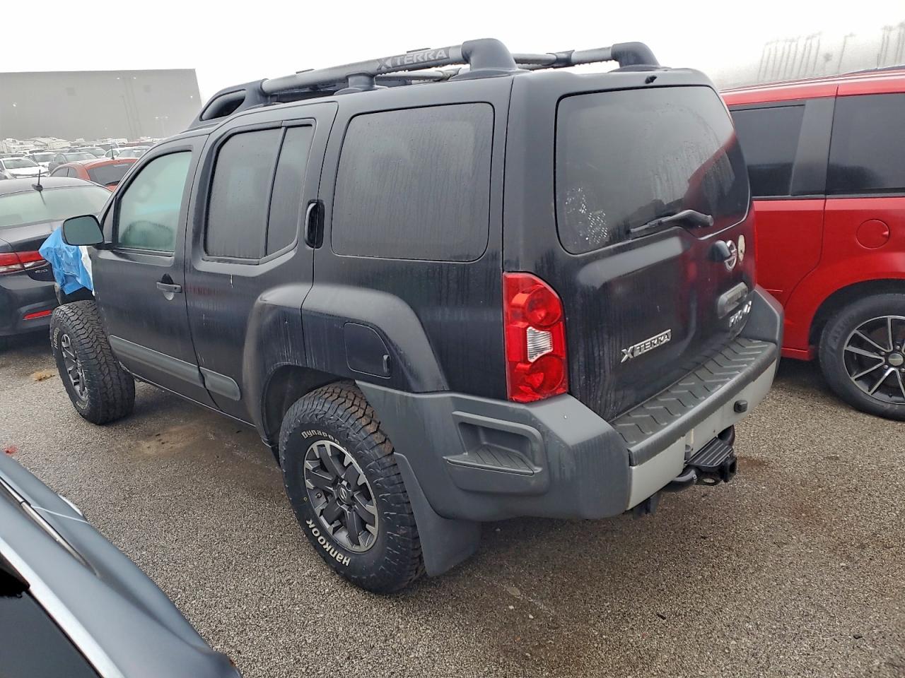 2015 NISSAN XTERRA X photo 2
