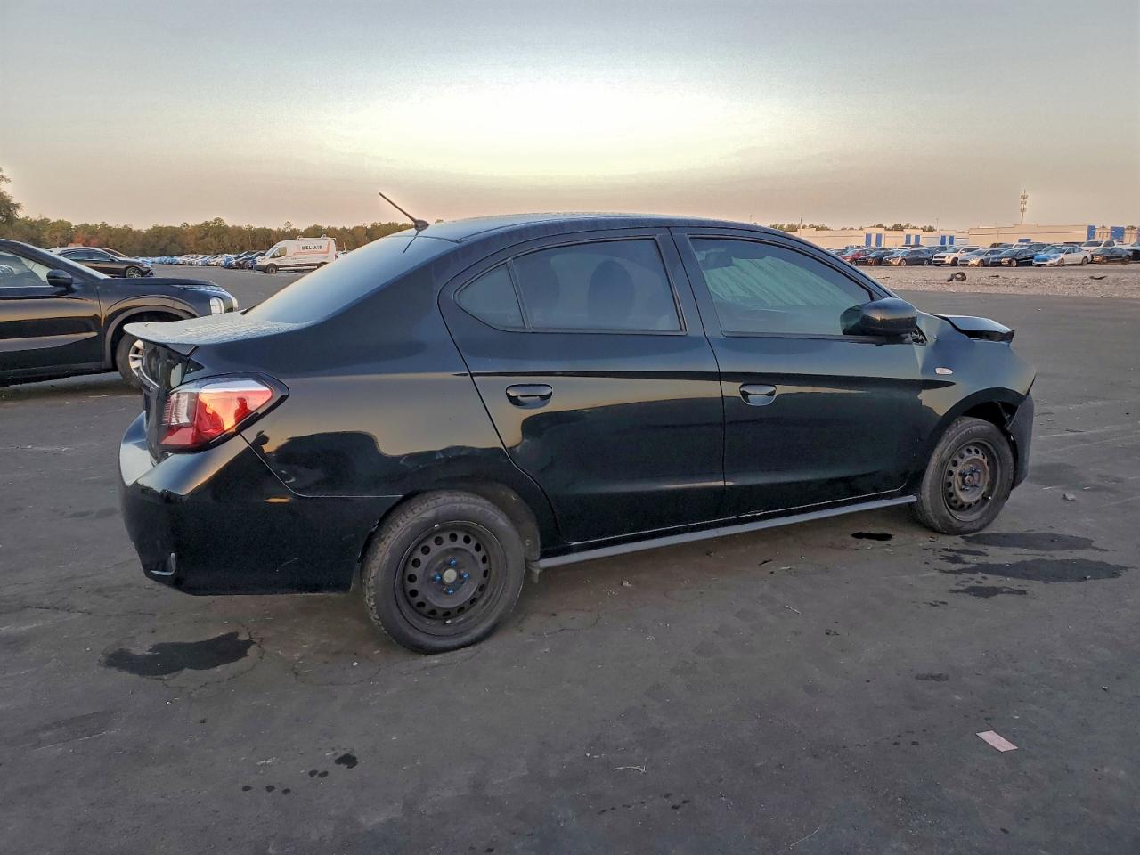 2022 MITSUBISHI MIRAGE G4 ES photo 3