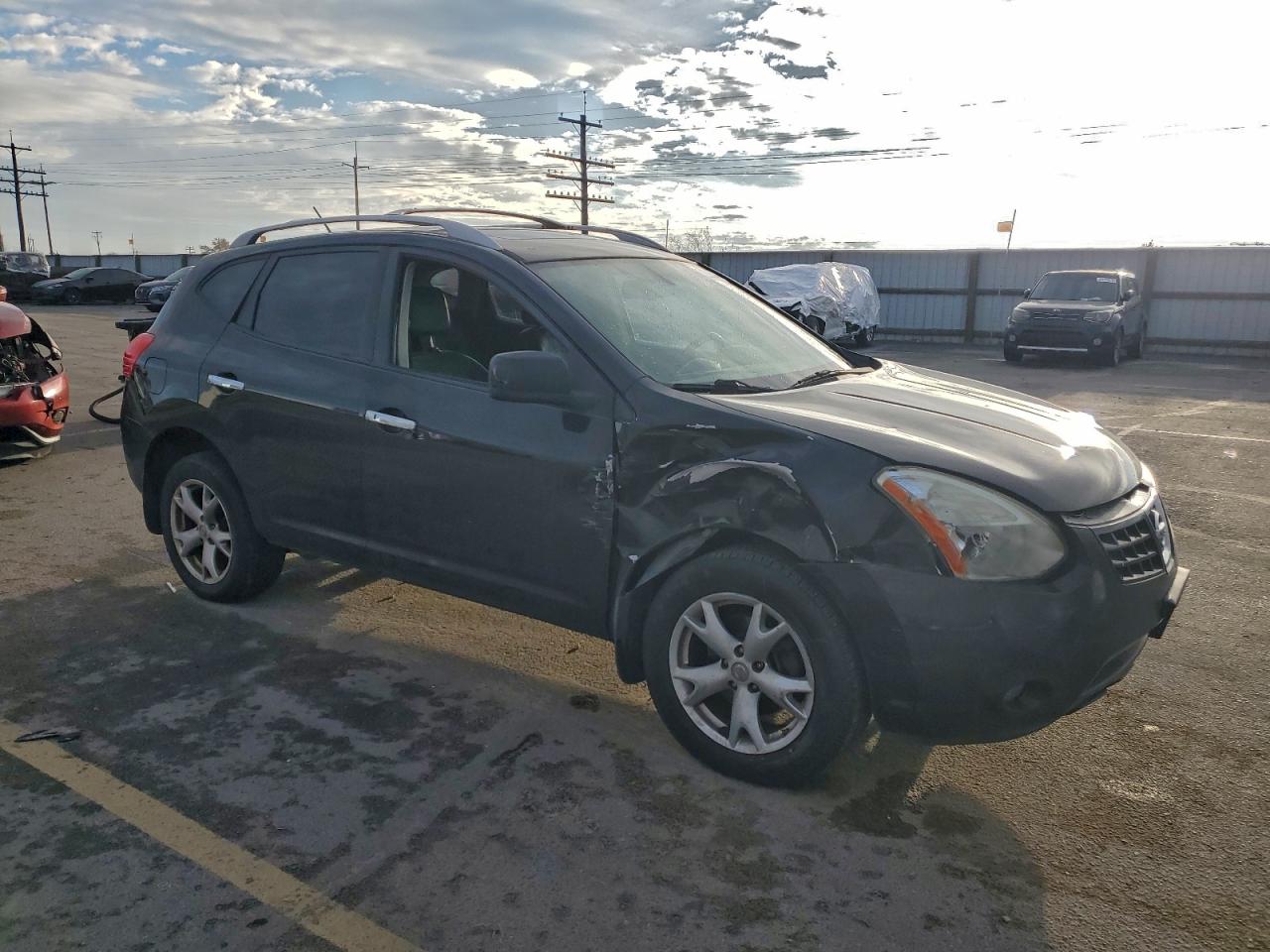 2010 NISSAN ROGUE S photo 4