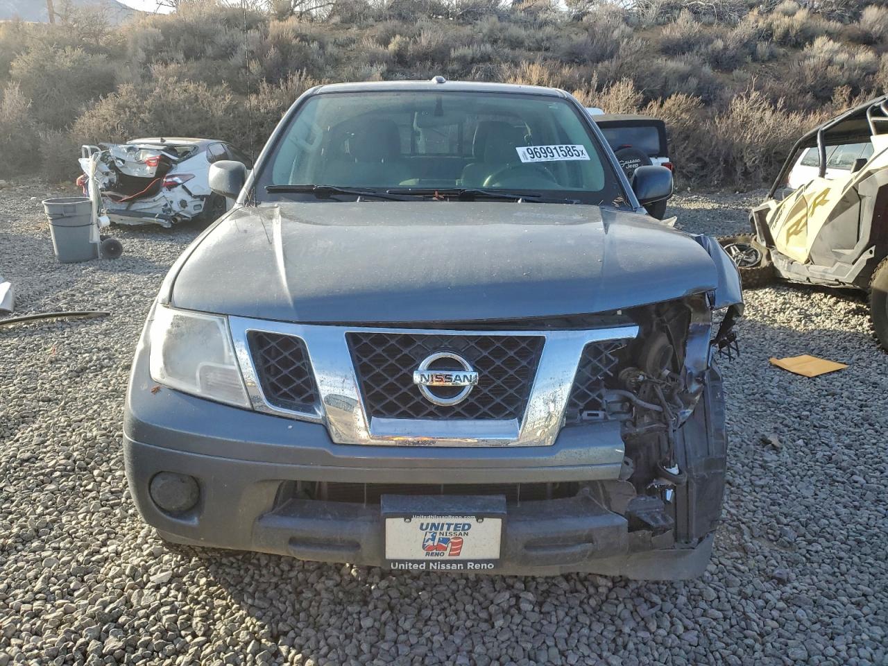 2017 NISSAN FRONTIER S photo 5